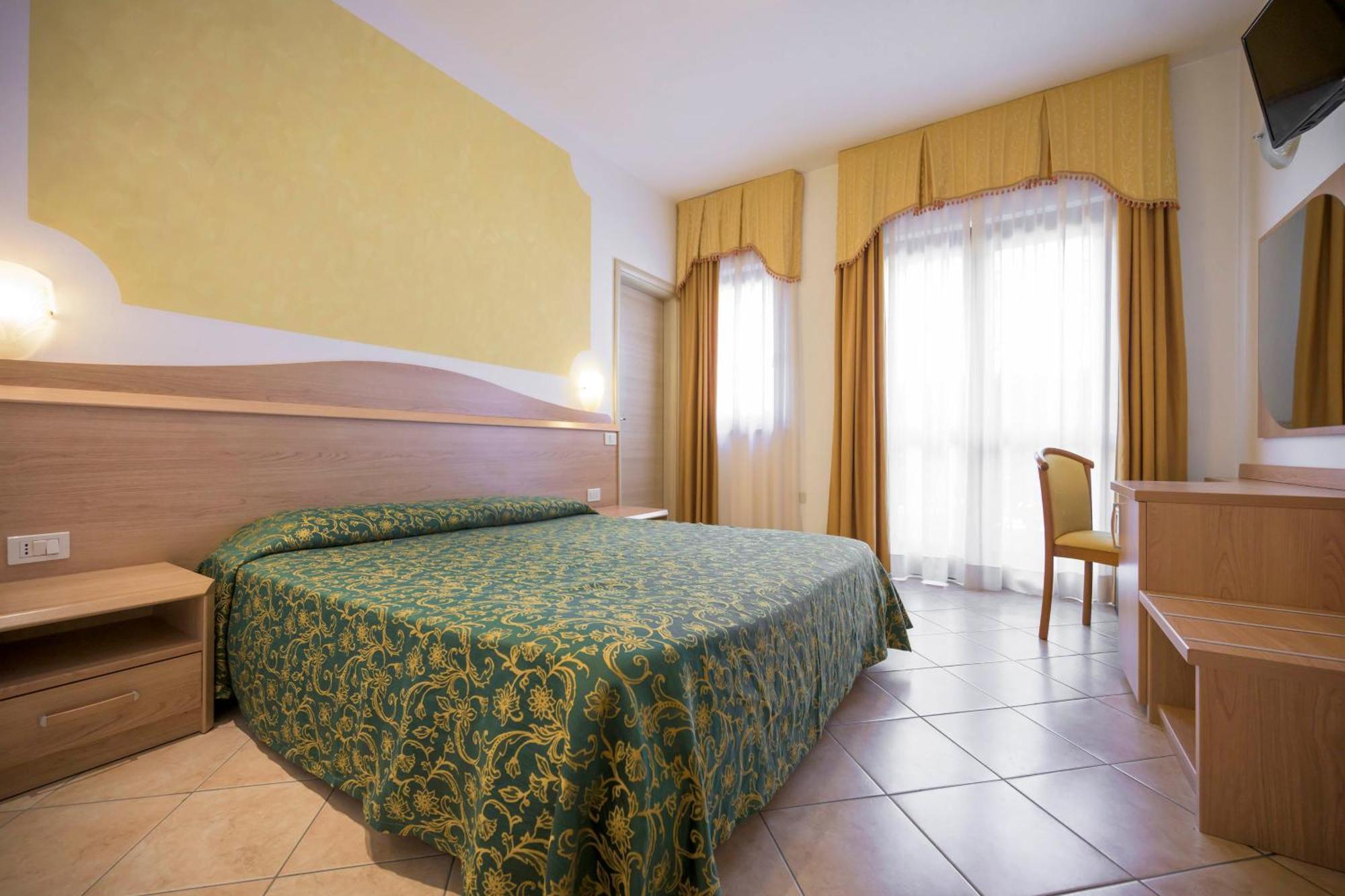 Hotel Piccolo Paradiso Toscolano-Maderno Esterno foto