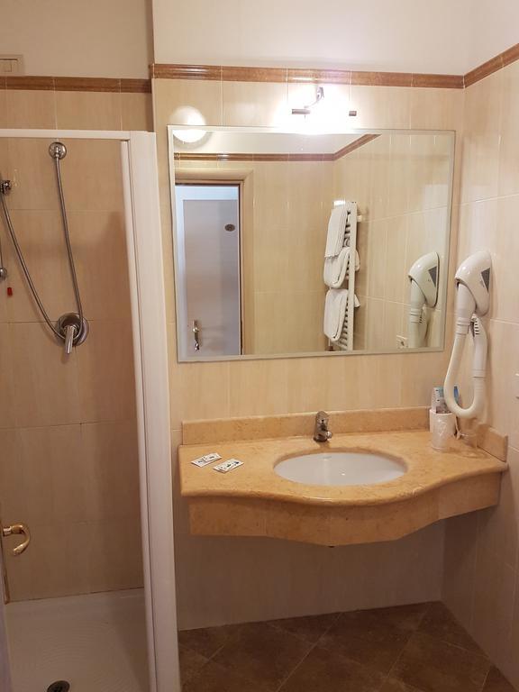 Hotel Piccolo Paradiso Toscolano-Maderno Esterno foto